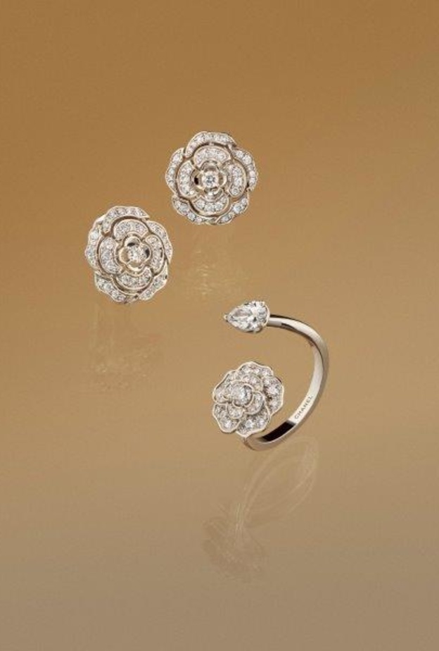 اكتشفي أحدث ابداعات Chanel من الساعات والمجوهرات الراقية