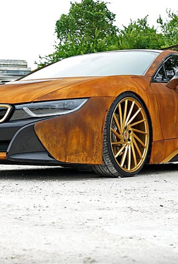  الاتكال على منح هيكل السيارة طبقة شمعية يحمي طلاء السيارة ويقيها من خطر التعرض للصدأ