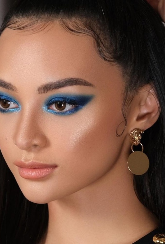 مكياج عيون بأسلوب النجمات