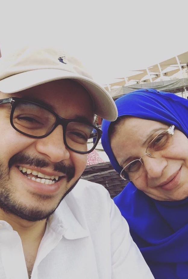 وفاة والدة الفنان حسام داغر بعد تعرضها لأزمة صحية