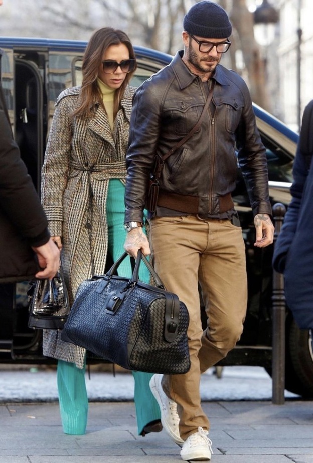 ديفيد بيكهام برفقة زوجته فيكتوريا بيكهام في باريس