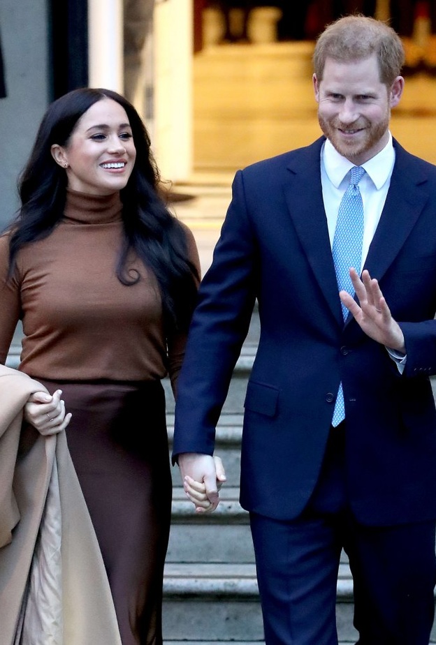 إيقاف المخصصات المالية