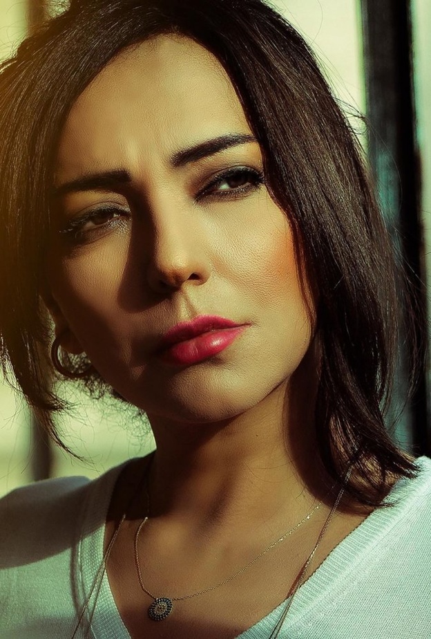 أمل عرفة تعلق على زواج طليقها بـ دانا حلبي