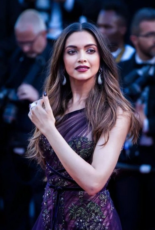 ديبيكا بادوكون