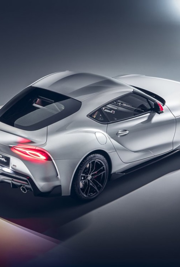 "تويوتا" تعزز أداء أيقونتها "GR Supra" بمحرك جديد