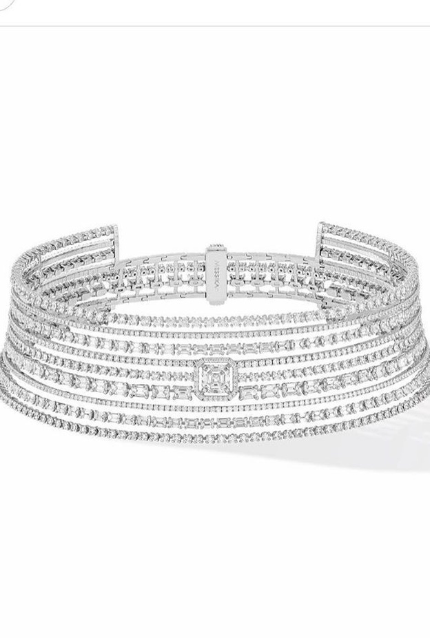 قلادة شوكر فخمة