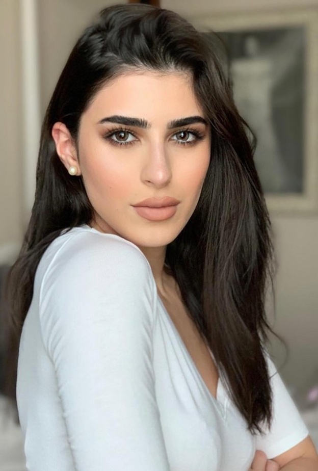 اطلالات ديما الشيخلي