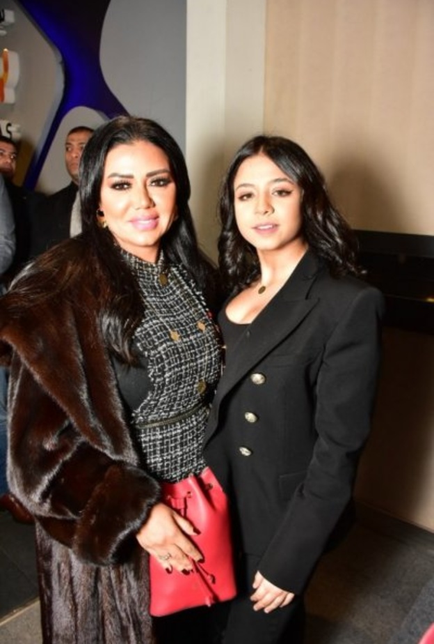 رانيا يوسف وابنتها 