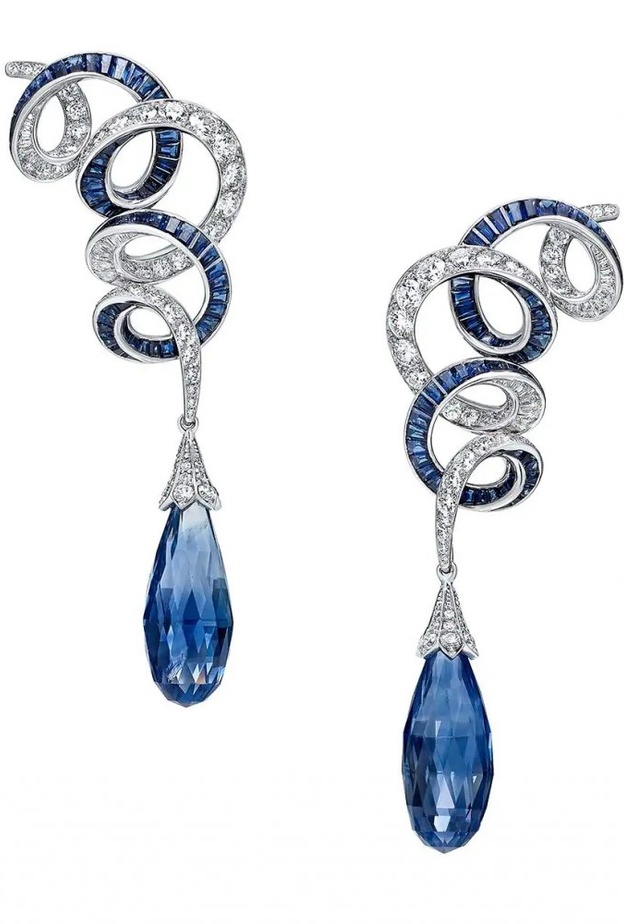 تصاميم أقراط فاخرة 