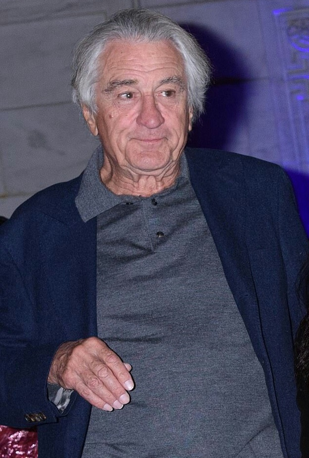 روبرت دي نيرو و مساعدته 