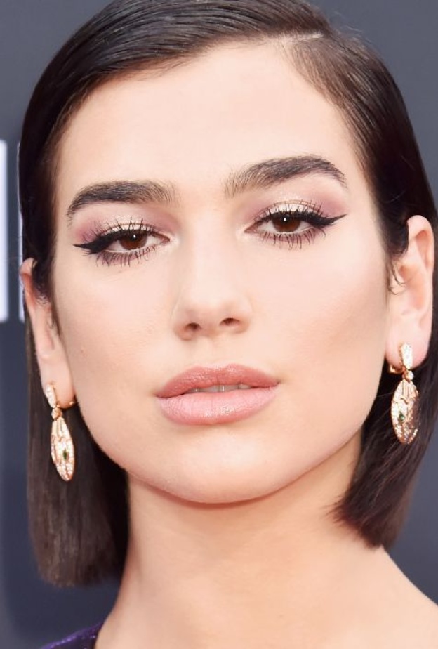  أحمر الشفاه من جيفنشي Givenchy Le Rouge Deep Velvet in N10 Beige Nu