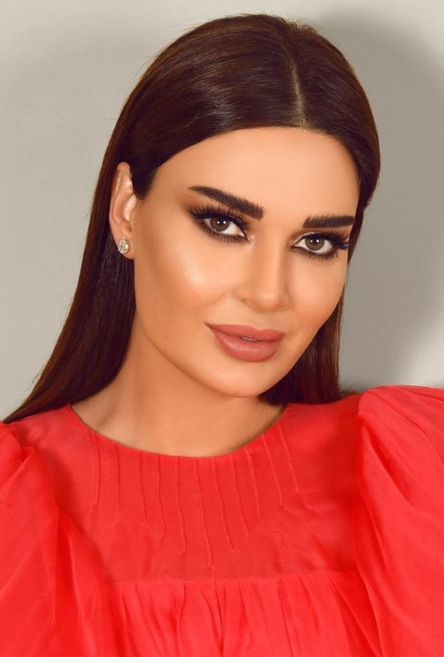 مكياج ترابي قوي بأسلوب سيرين عبدالنور