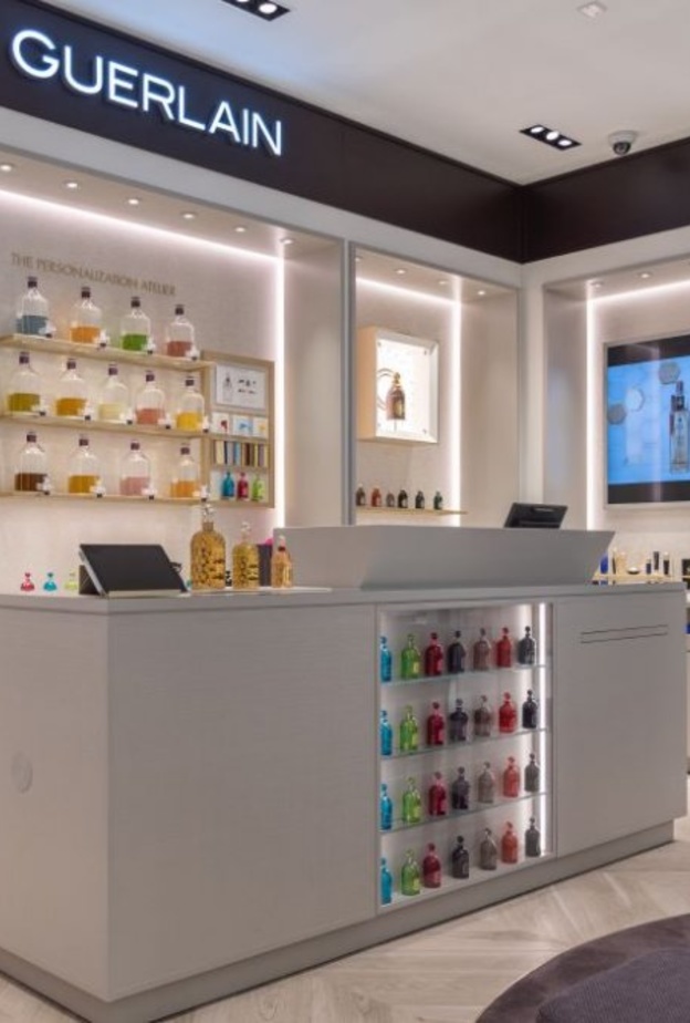 بوتيك GUERLAIN  الجديد في دبي.. احتفال بالجرأة الإبداعيّة