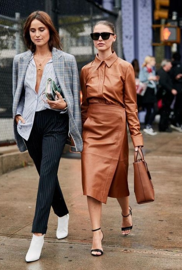  Alexander Wang قميص جلد أسود