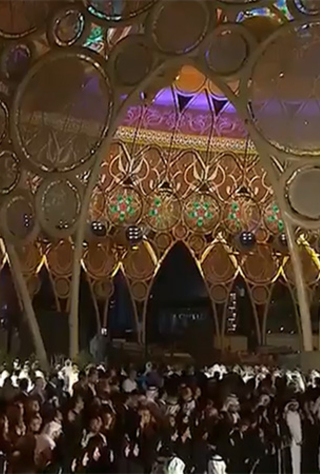 محمد بن راشد ومحمد بن زايد يفتتحا ساحة الوصل في إكسبو 2020 دبي