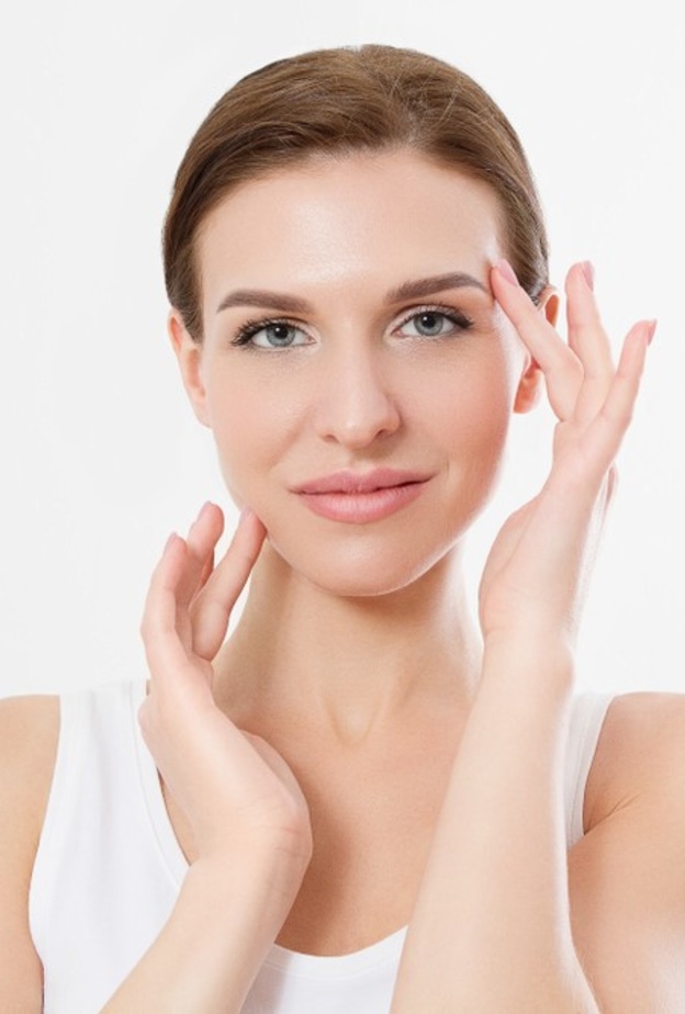 تخلصي من الشيخوخة المبكرة بشرب وصفة جوز الهند والكركم