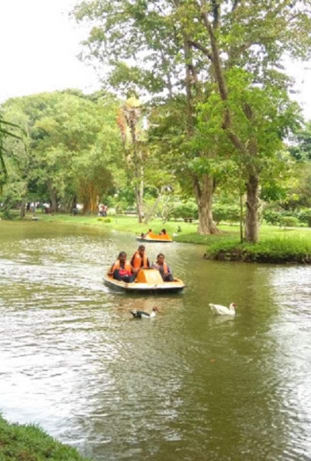 إسترخ على شاطئ جبل لافينيا