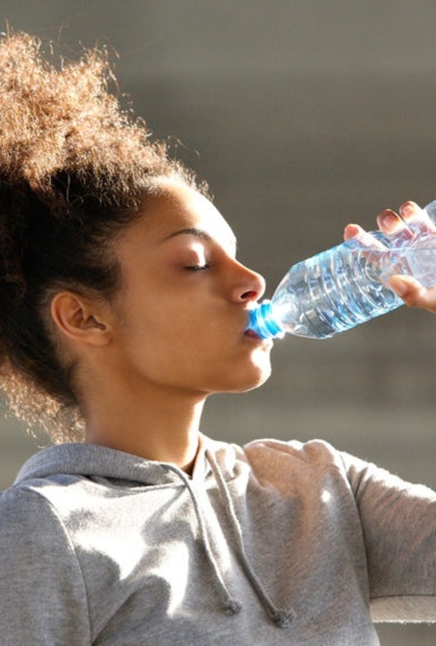  العطش من أعراض ارتفاع السكر في الدم