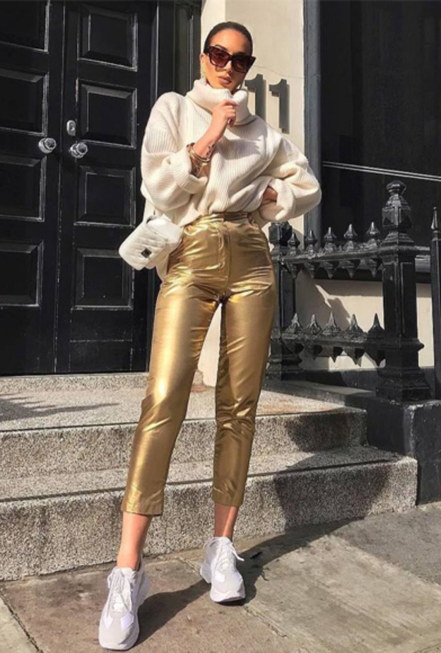 اعتمدي بليزر ميتالك لاطلالة تجمع بين الأناقة والعصرية