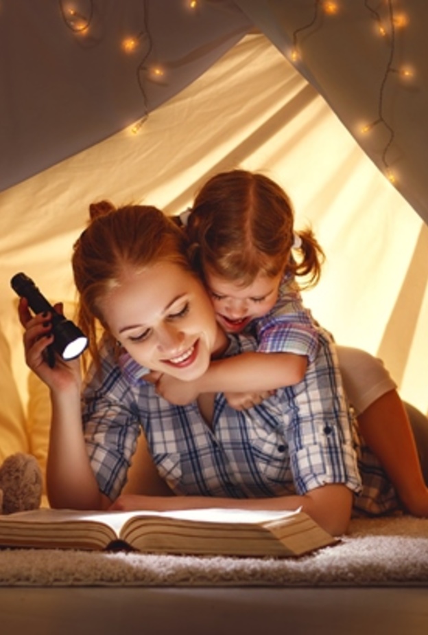 اهم المهارات التي يكتسبها الاطفال من حواديت قبل النوم