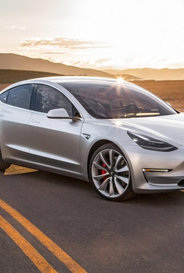 استعدادات لإنتاج سايبر تراك