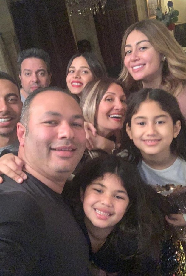 عائلة غادة عبد الرازق