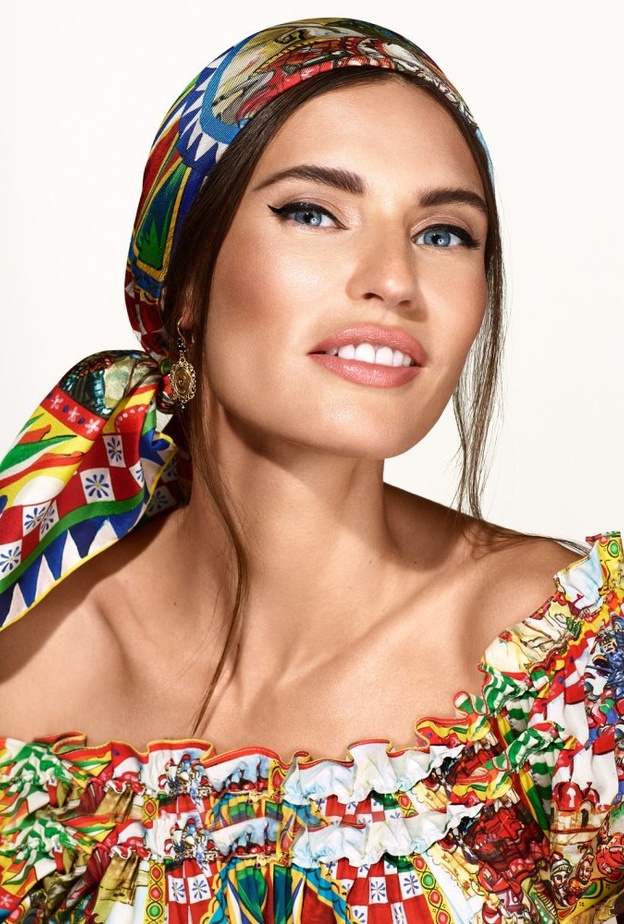 "أنا امرأة حديثة ومستقلة وصامدة"