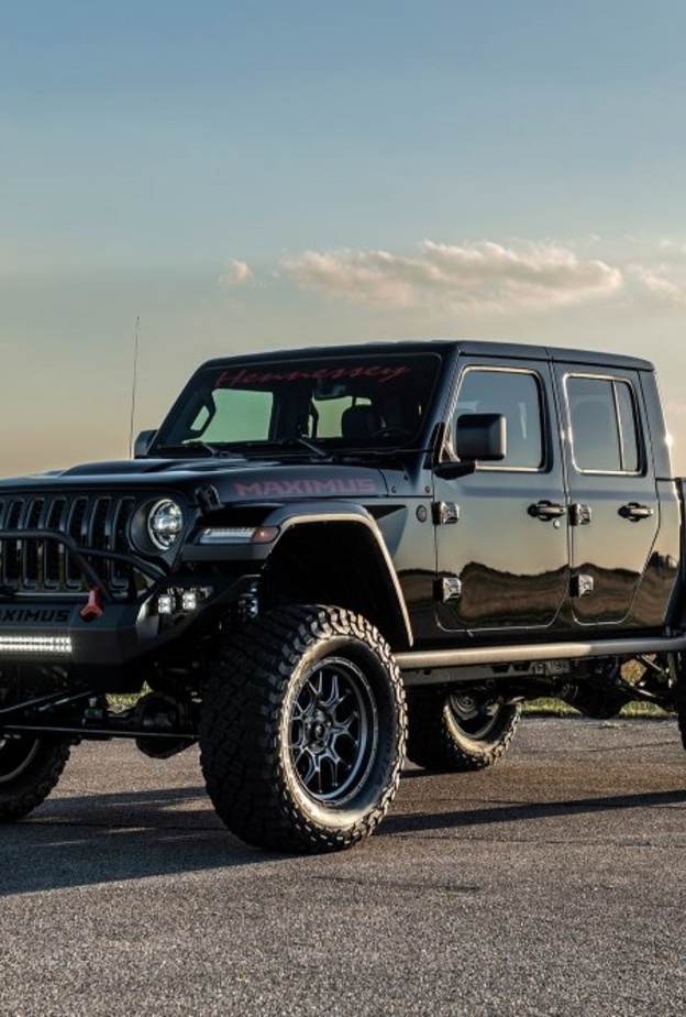 Jeep زودت السيارة بمحركات بنزين وديزيل