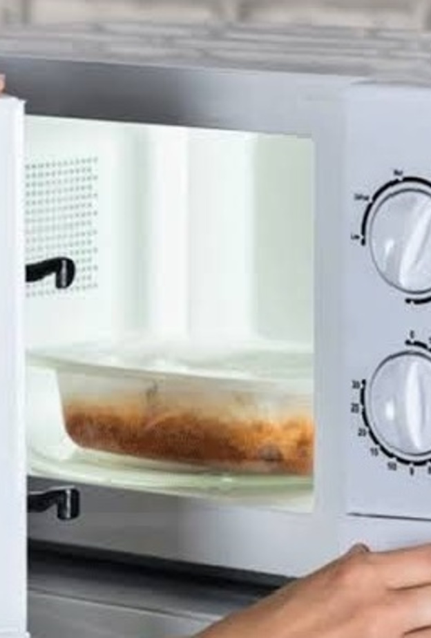 استخدام الميكروويف بأعلى طاقة يمنع تراكم البكتيريا