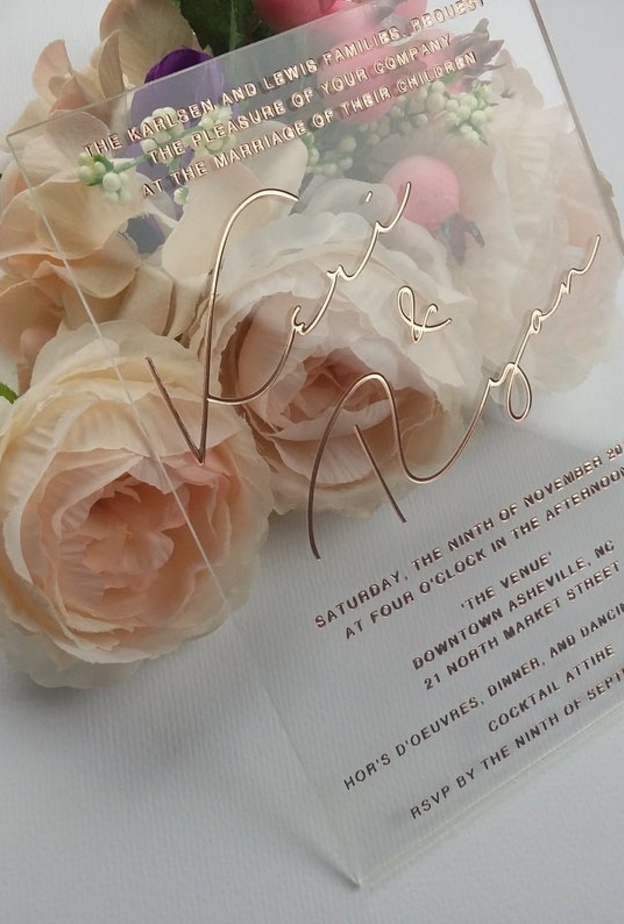 الالواح الزجاجية من الافكار لتنفيذ بطاقات الاعراس