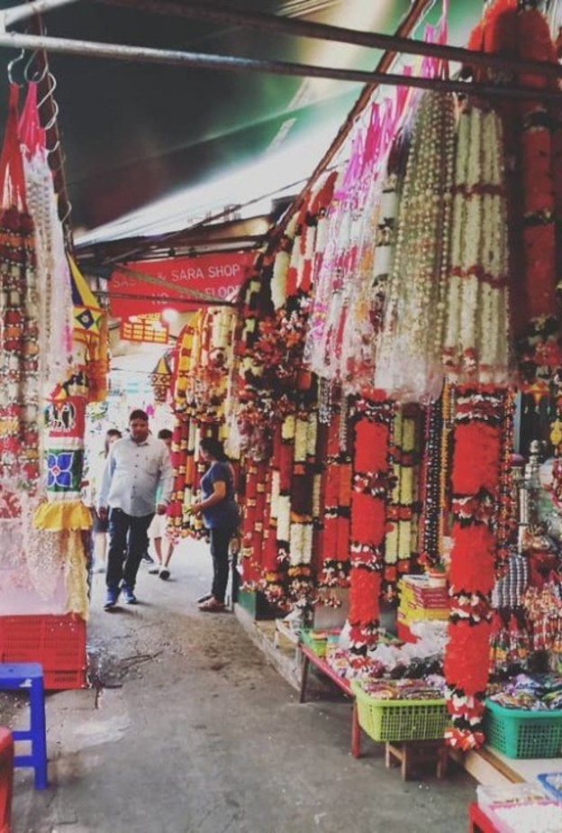  سوق شاتوشاك الأسبوعي