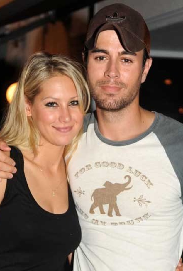 إنريكي إجليسياس يستقبل مولودته الثالثة