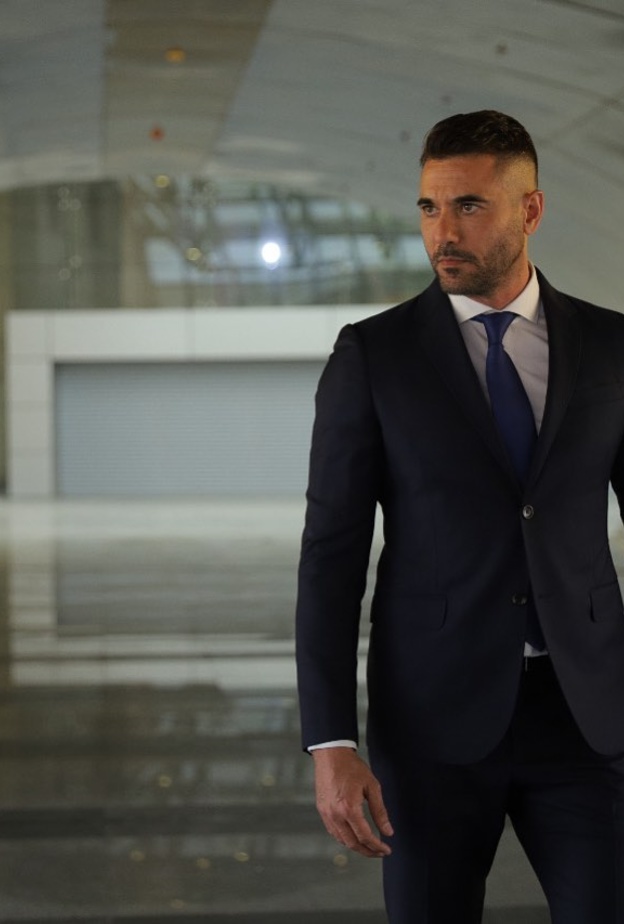 أحمد عز في فيلم العارف