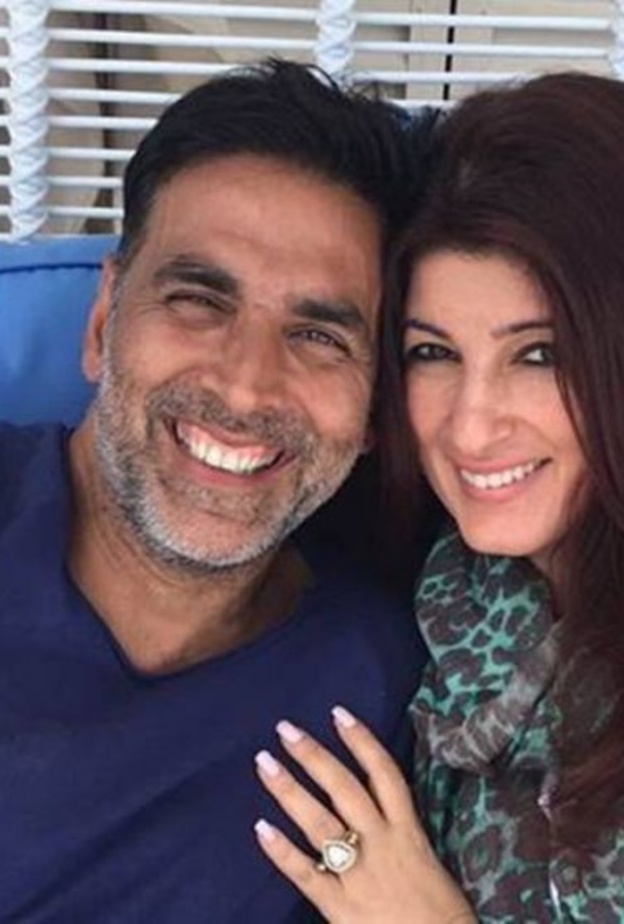 أكشاي كومار يرغب في الانتقام من زوجته بسبب تغييرها كلمة السر في جهاز الأيباد