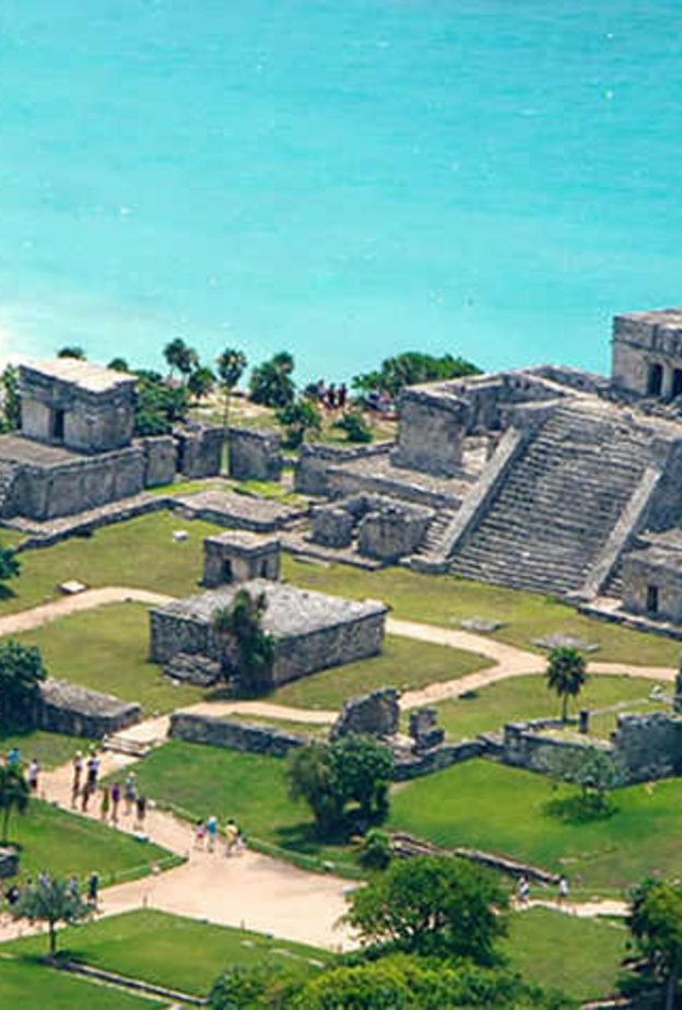 الاثار تجاور الشواطئ في تولوم