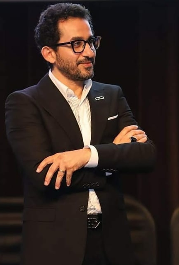 نجوم انتقلت اليهم عدوى موضة الـ تيك توك