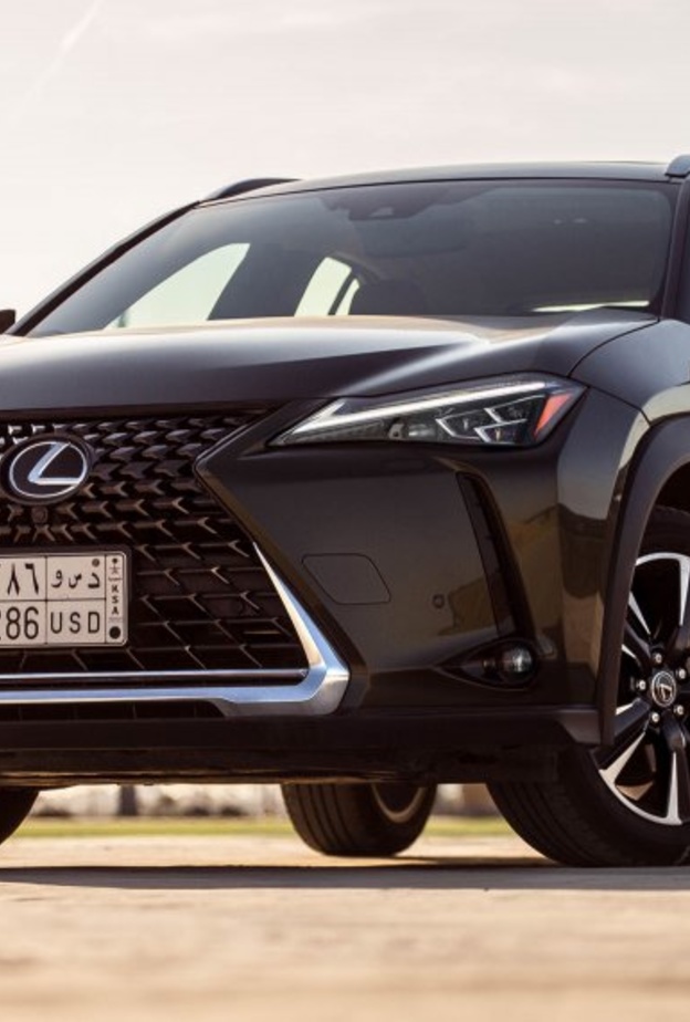 سيارة "لكزس" Lexus الجديدة UX