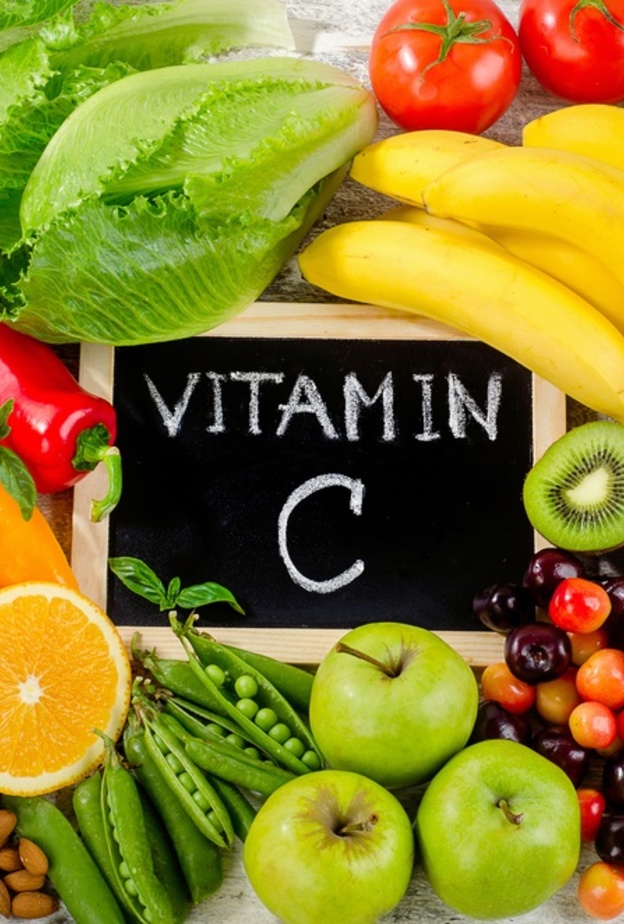 فوائد فيتامين سي للجسم 