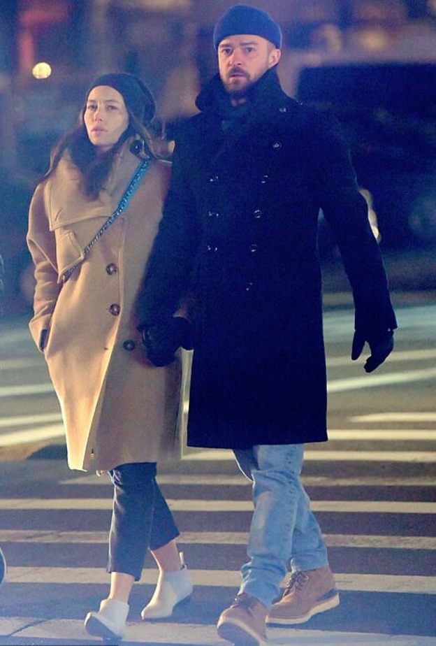 جاستن تيمبرليك و جيسيكا بيل 