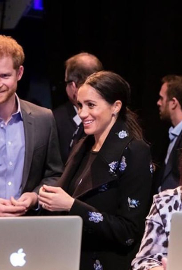 الامير هاري وميغان ميركل