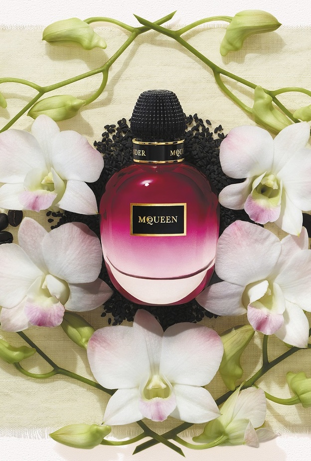  ألكساندر ماكوين للعطور تعلن عن إطلاق مجموعة جديدة من العطور