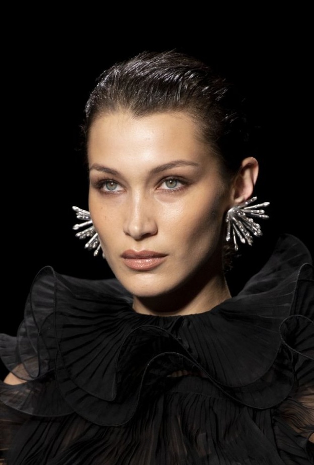 اجمل رسمات ايلاينر سوداء من وحي Ultrachic