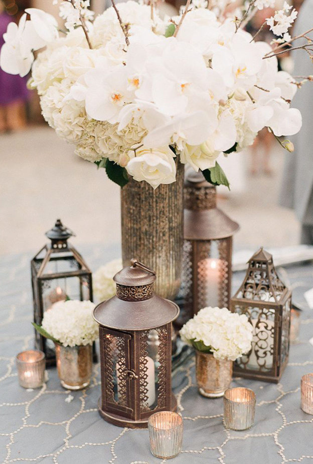 ادوات الطعام باللون البرونزي الفخمة