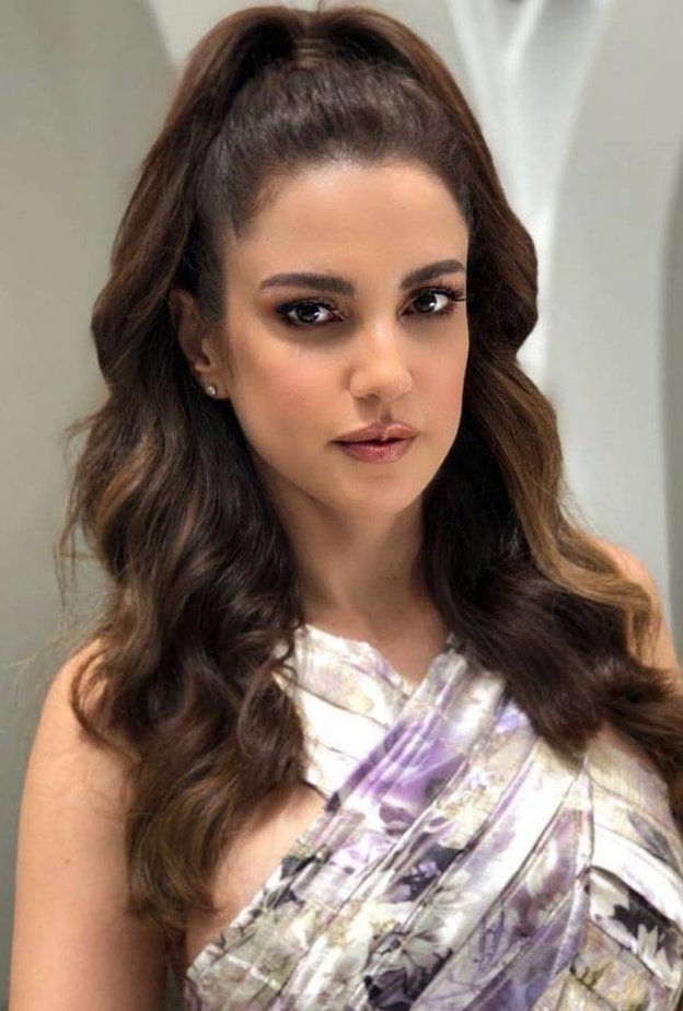 الفتانة درة