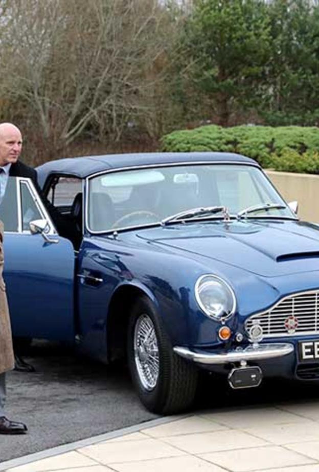 سيارة الأمير تشارلز استون مارتن DB6