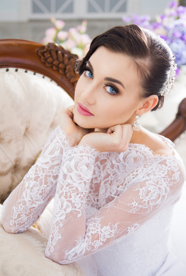 توريد الشفايف وترطيبها قبل الزفاف