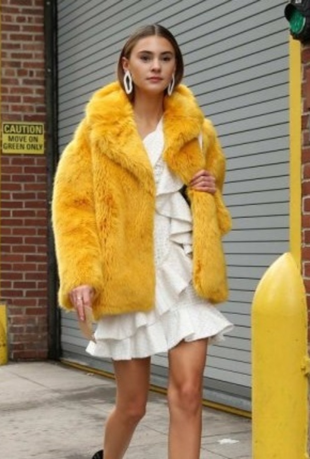  Apparis معطف فرو أخضر