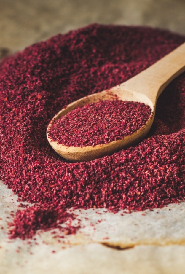 السماق يعزز صحة القلب ويحمي من الجلطات