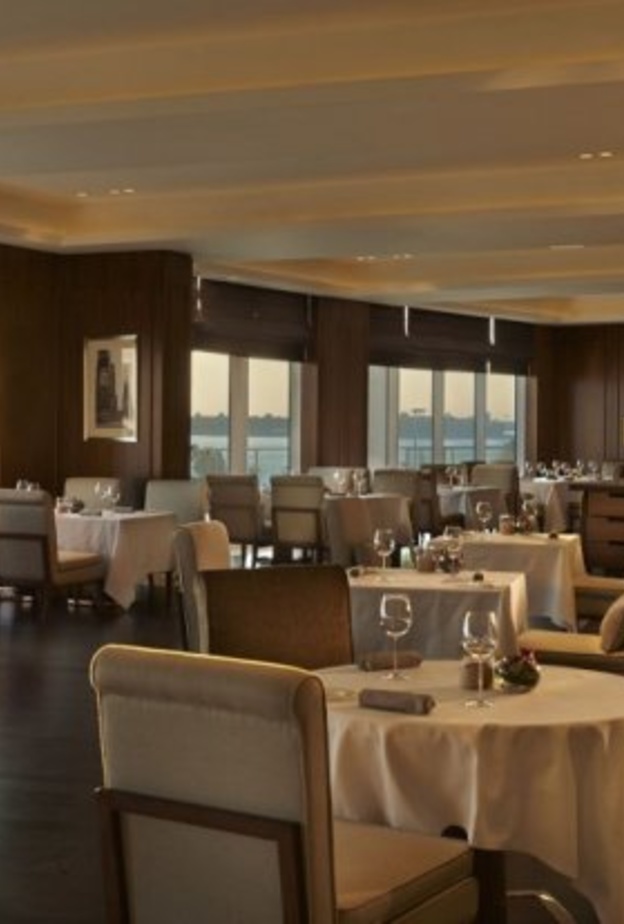 مطعم Social By Heinz Beck