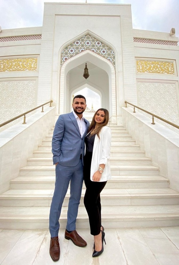 منة عرفة وعلي غزلات